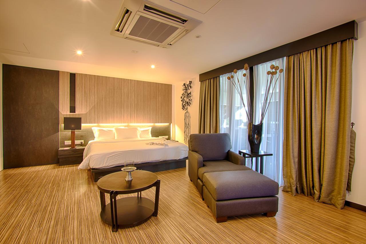 Lot 33 Boutique Hotel Pantai Cenang  Buitenkant foto