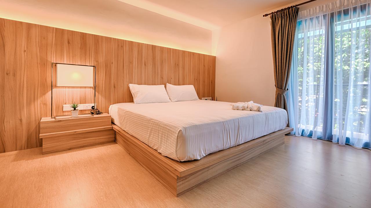 Lot 33 Boutique Hotel Pantai Cenang  Buitenkant foto